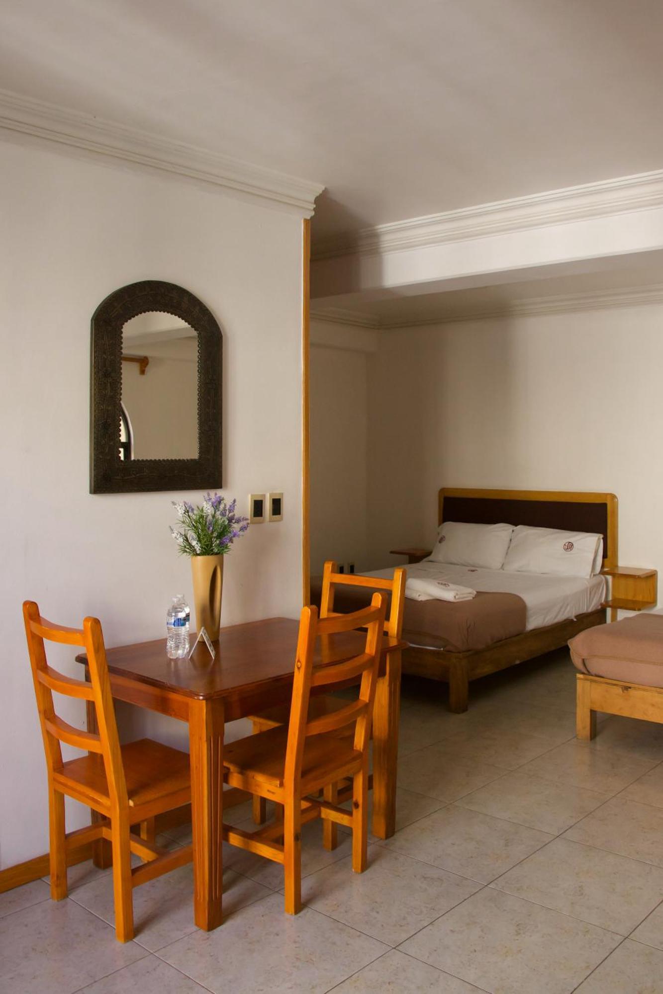 Suites Sevilla Puebla Luaran gambar