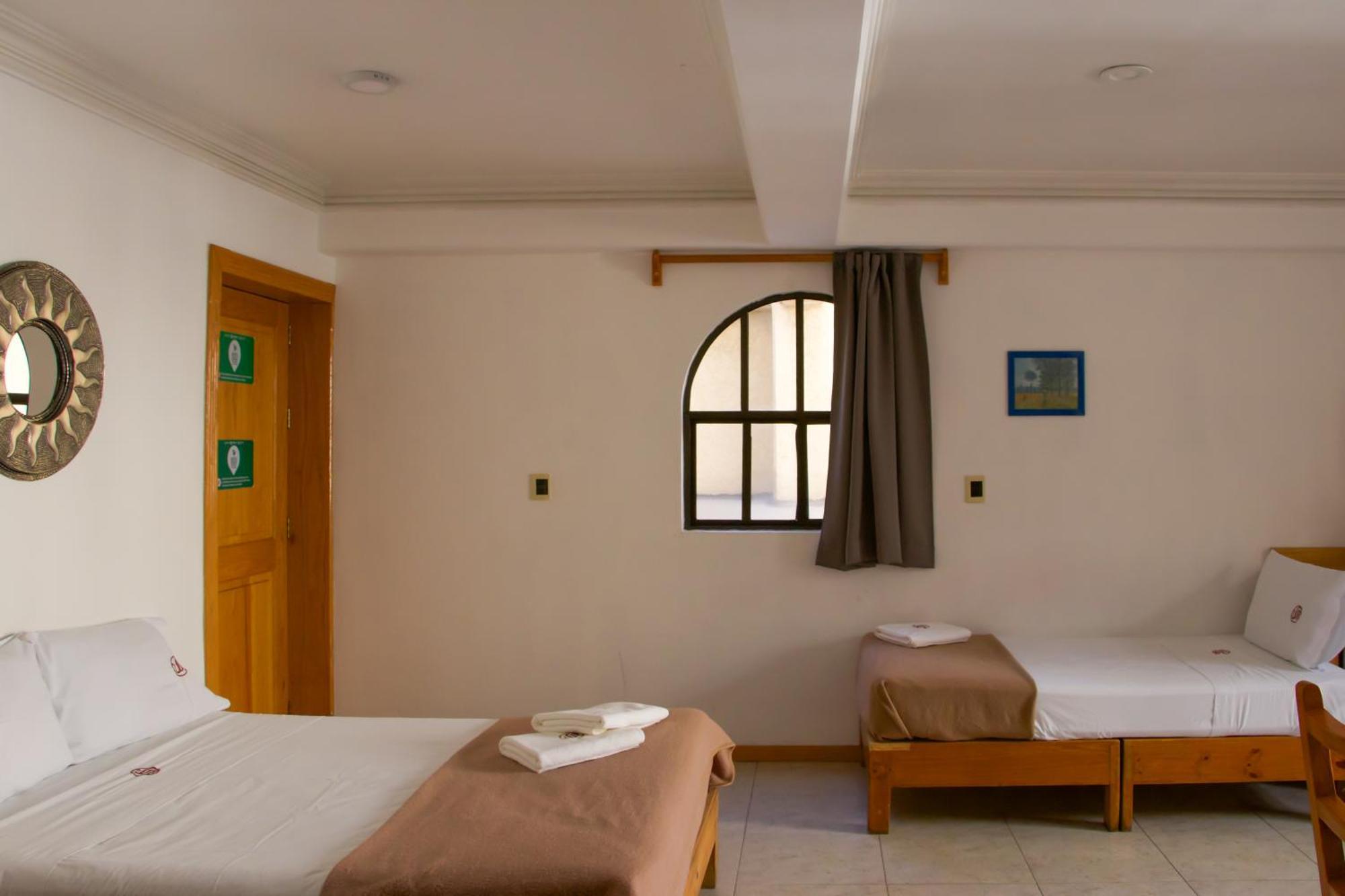 Suites Sevilla Puebla Luaran gambar